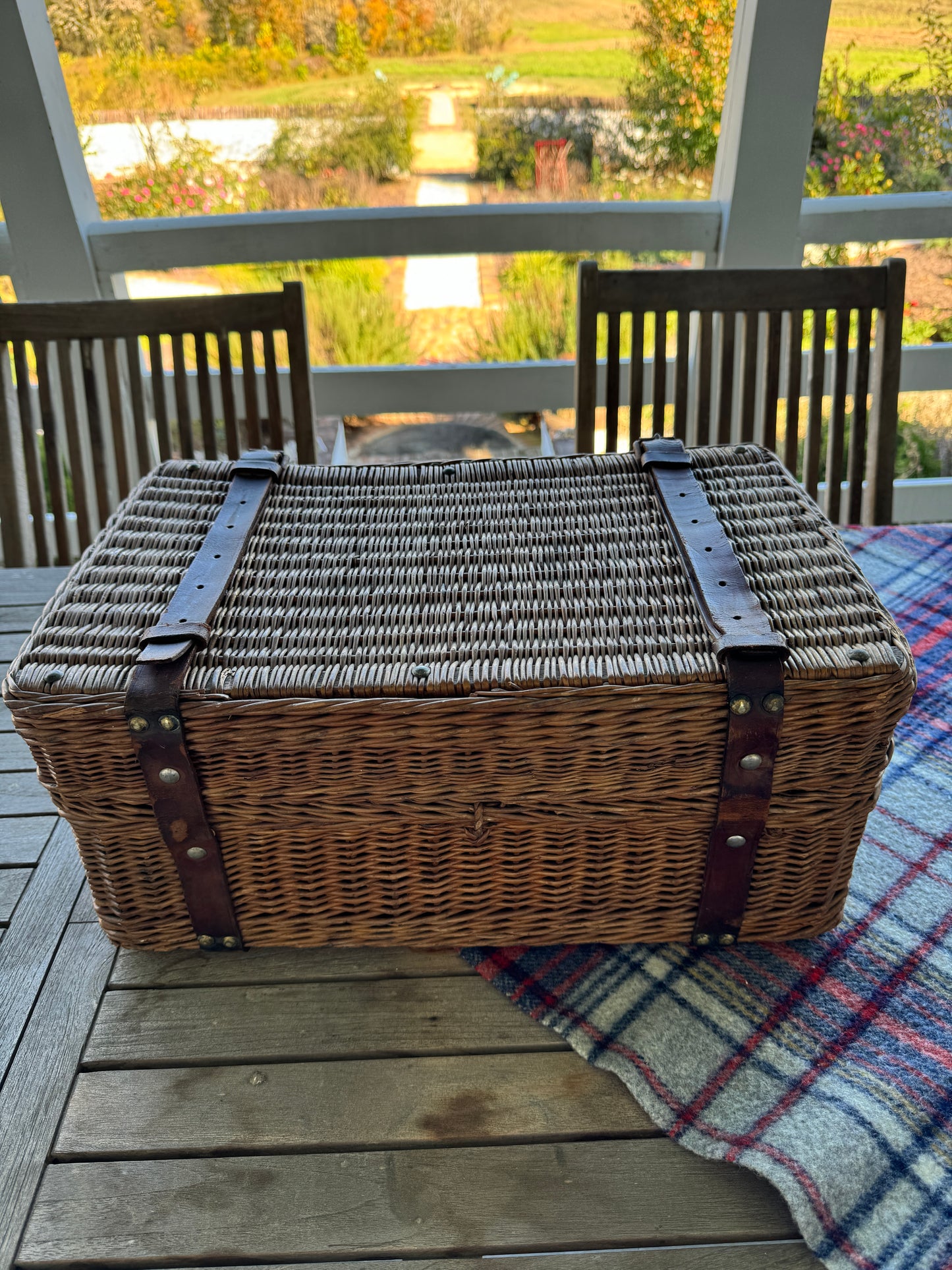Antique Automobile Wicker Picnic Basket Late 19th Century RARE 5 Items Inside