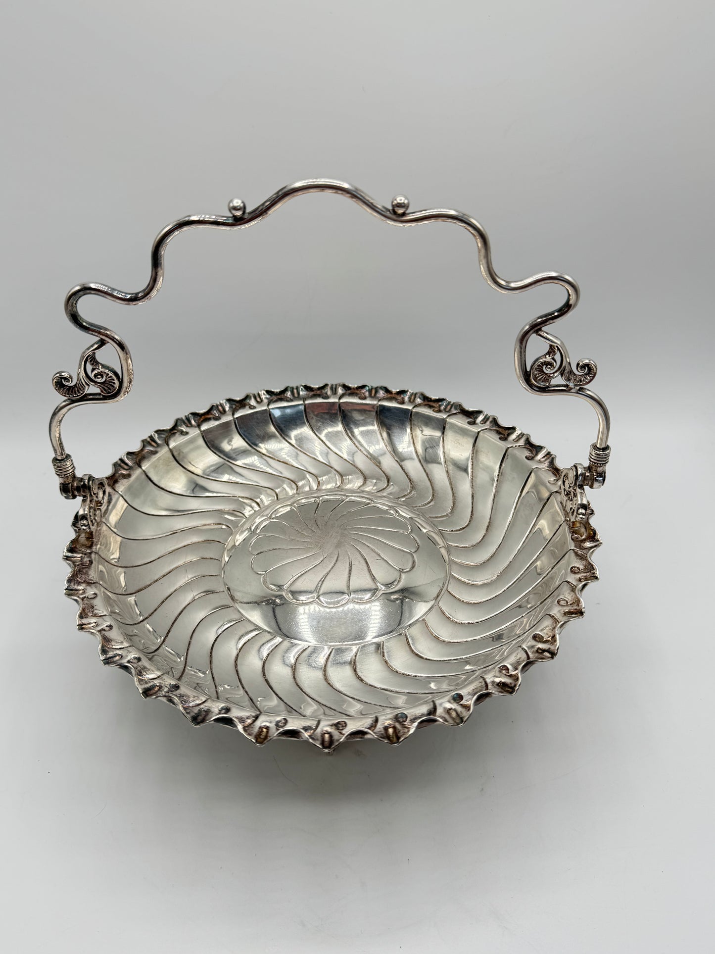 Antique Silverplate Bridal Basket Meriden B Co. Quadruple Plate Perfect for Easter