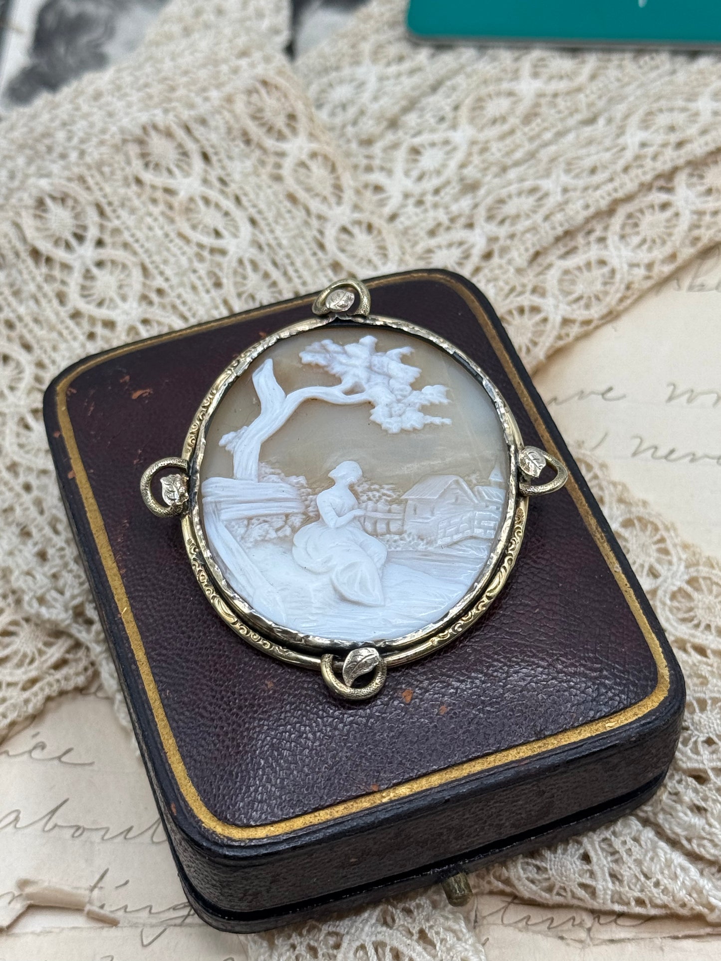 Antique Carved Cameo Rebecca At The Well Goldtone Frame AS IS‼️