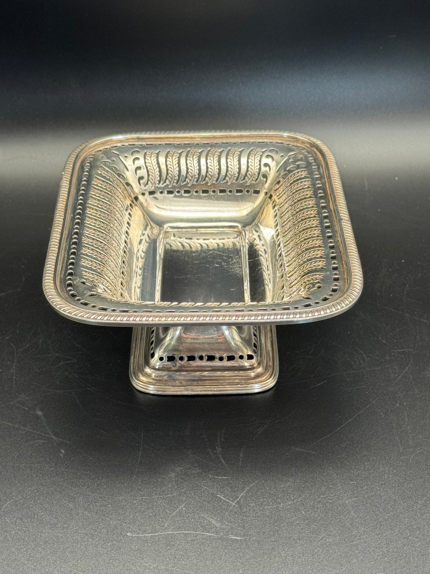 Ellis-Barker SHEFFIELD England Menorah Pierced Silver Plate Pedestal Candy Bowl