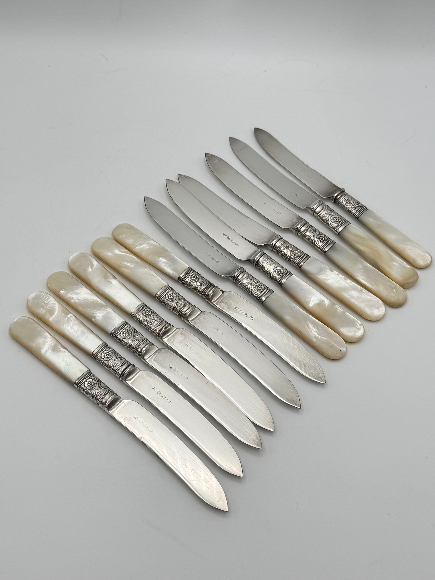 12 Antique MOTHER Of PEARL Fruit Knives Silverplate FERULE Floral Design Boxed