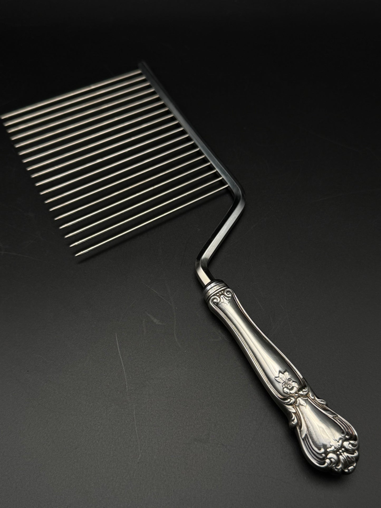 Vintage Cake Breaker, Weidlich Sterling Silver Handle ANCESTRY ca.10.5”
