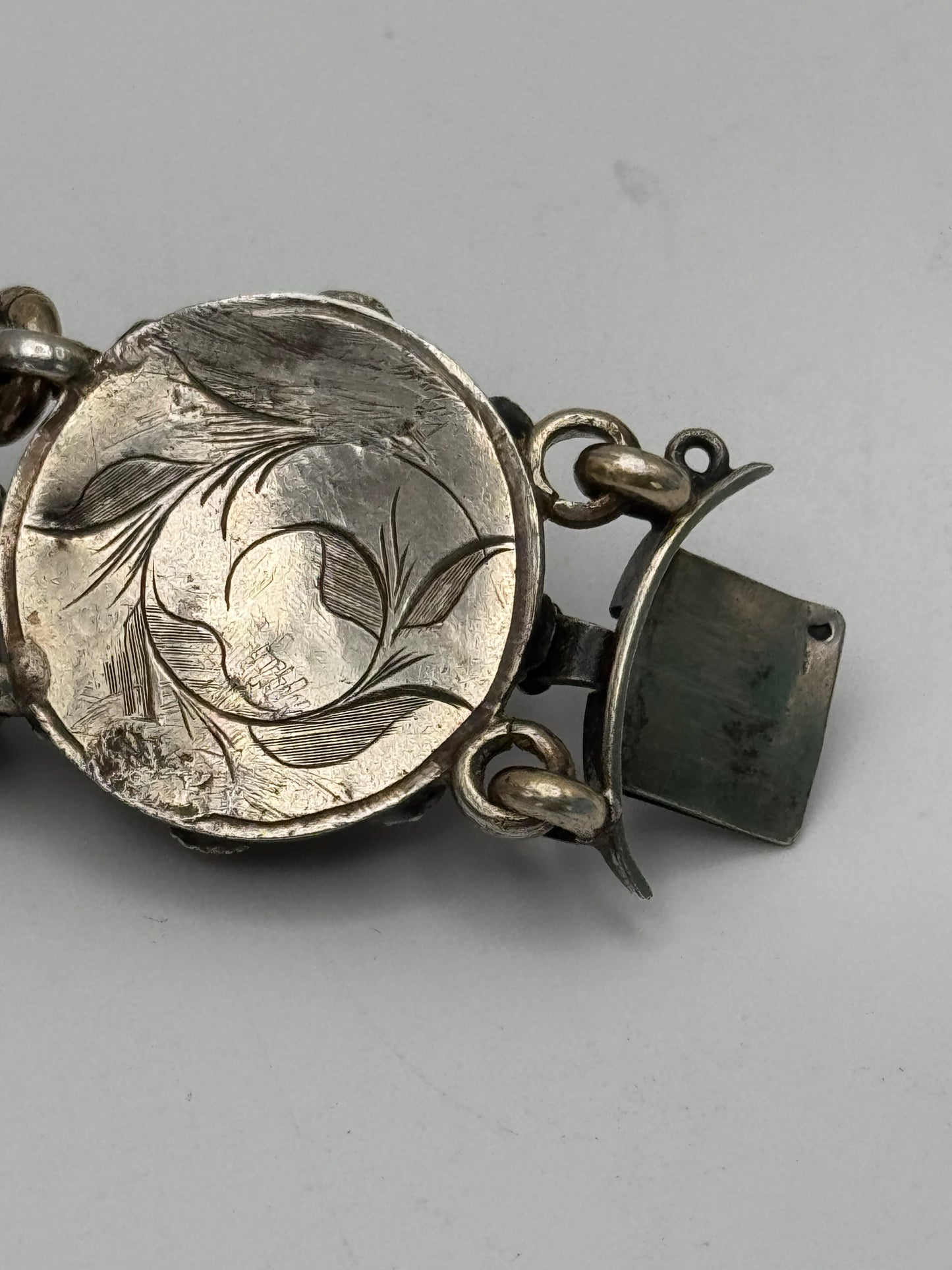 ANTIQUE GEORGIAN Repoussé Bracelet in Silver with Table Cut Garnets