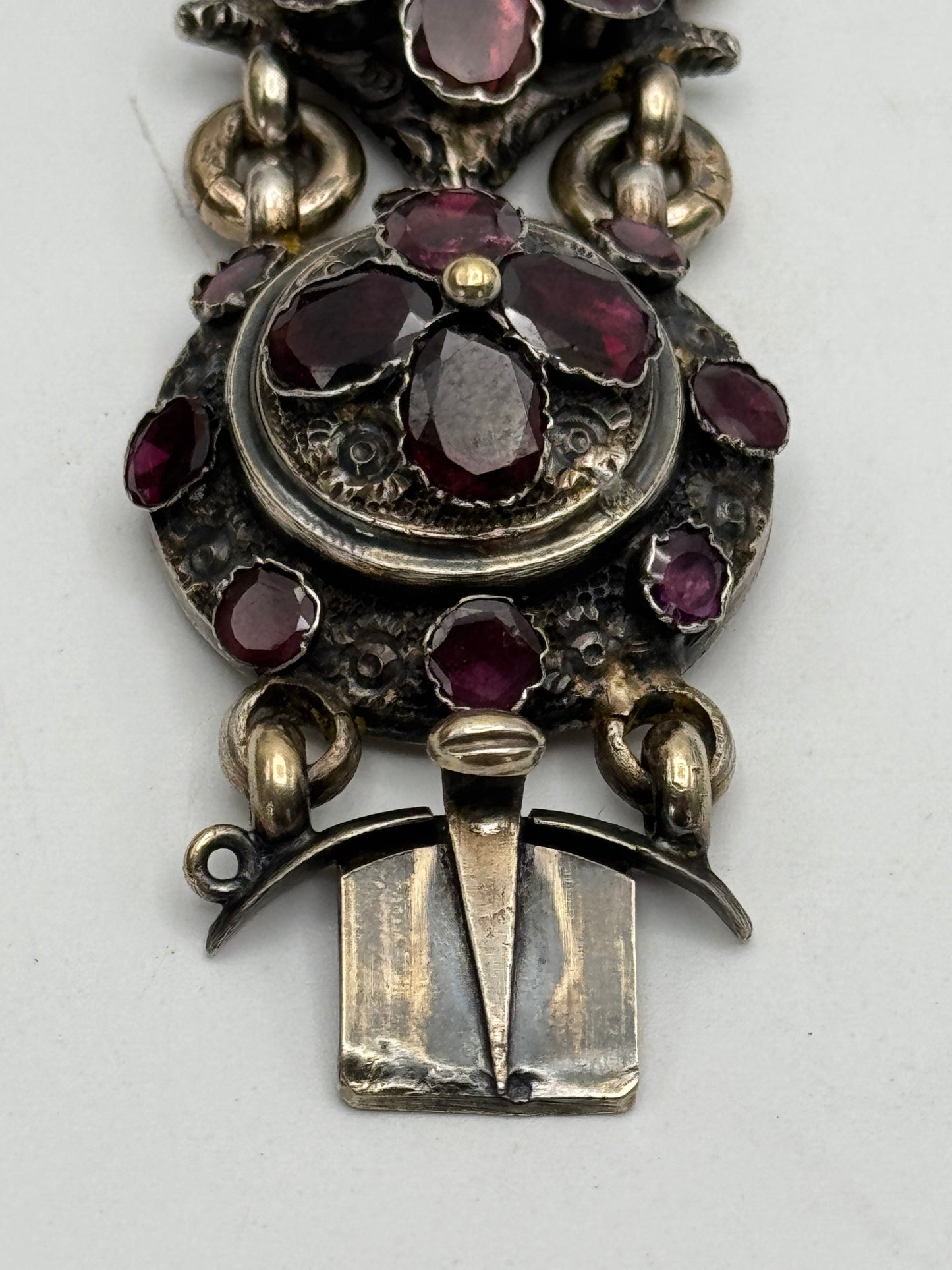 ANTIQUE GEORGIAN Repoussé Bracelet in Silver with Table Cut Garnets