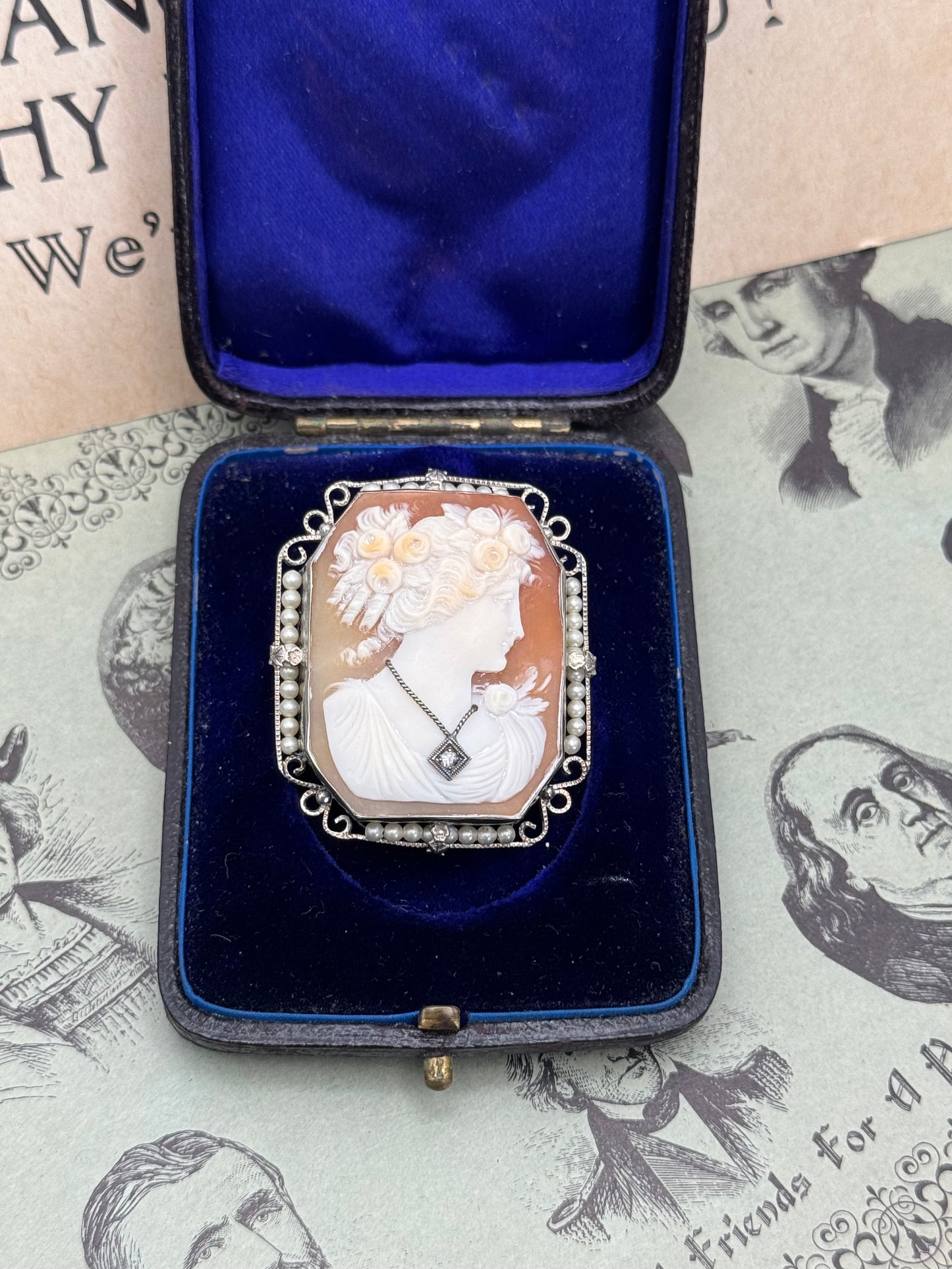 ART DECO CAMEO Habille with DIAMOND 14k WHITE GOLD BROOCH PENDANT