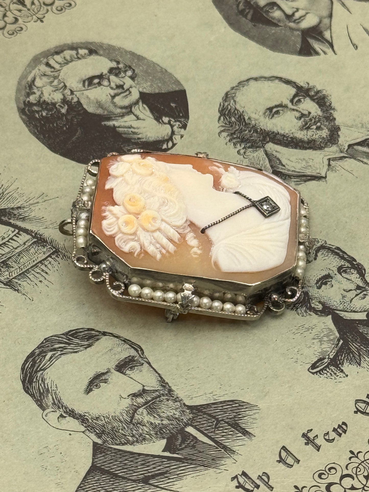 ART DECO CAMEO Habille with DIAMOND 14k WHITE GOLD BROOCH PENDANT