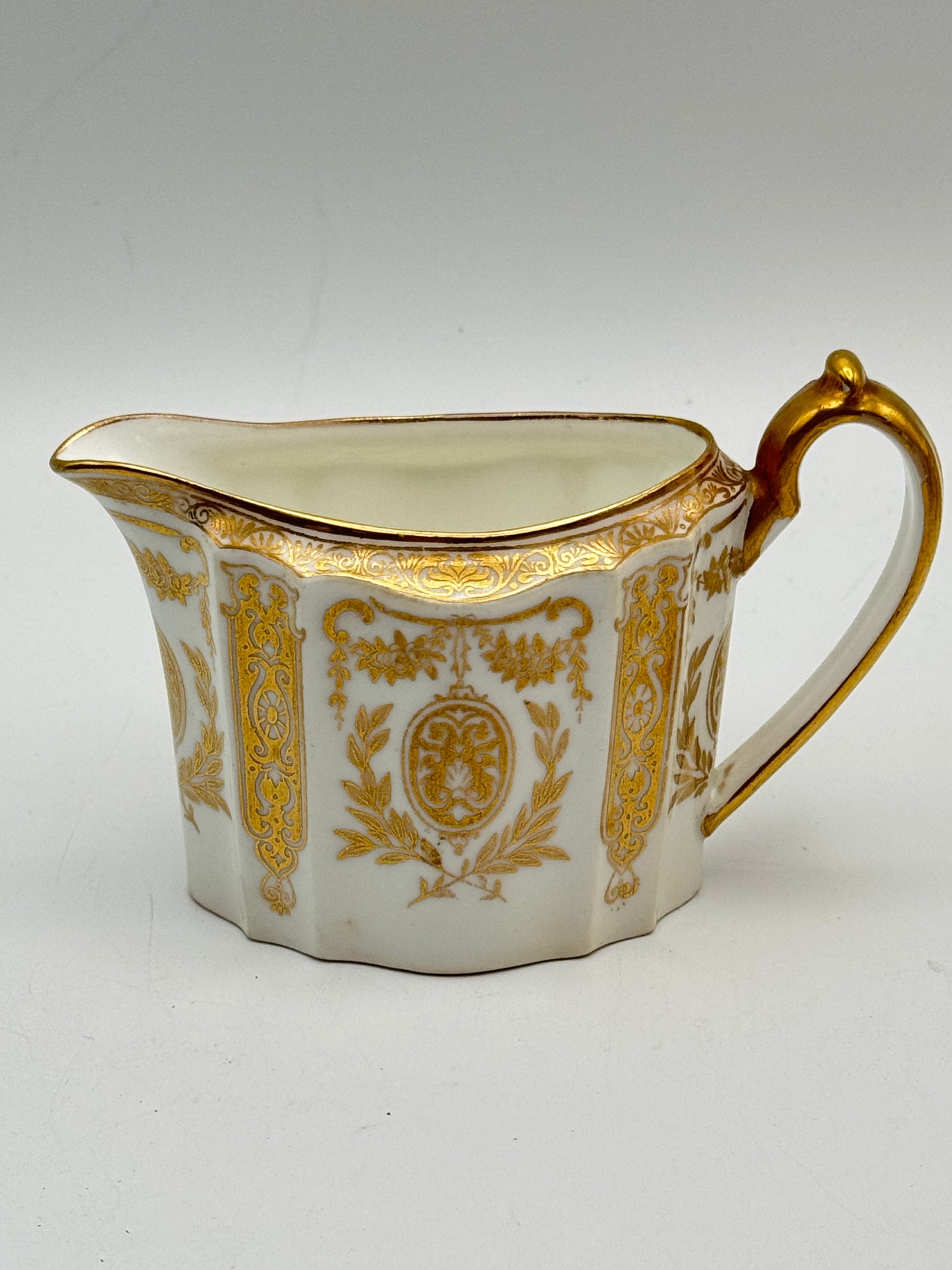 Wedgwood Neoclassical Style Creamer & Sugar 1878-1891 RARE‼️