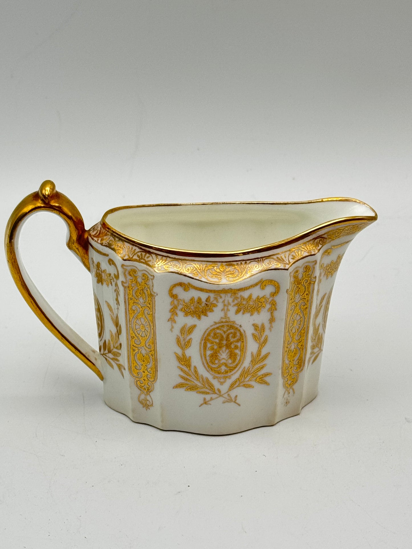 Wedgwood Neoclassical Style Creamer & Sugar 1878-1891 RARE‼️