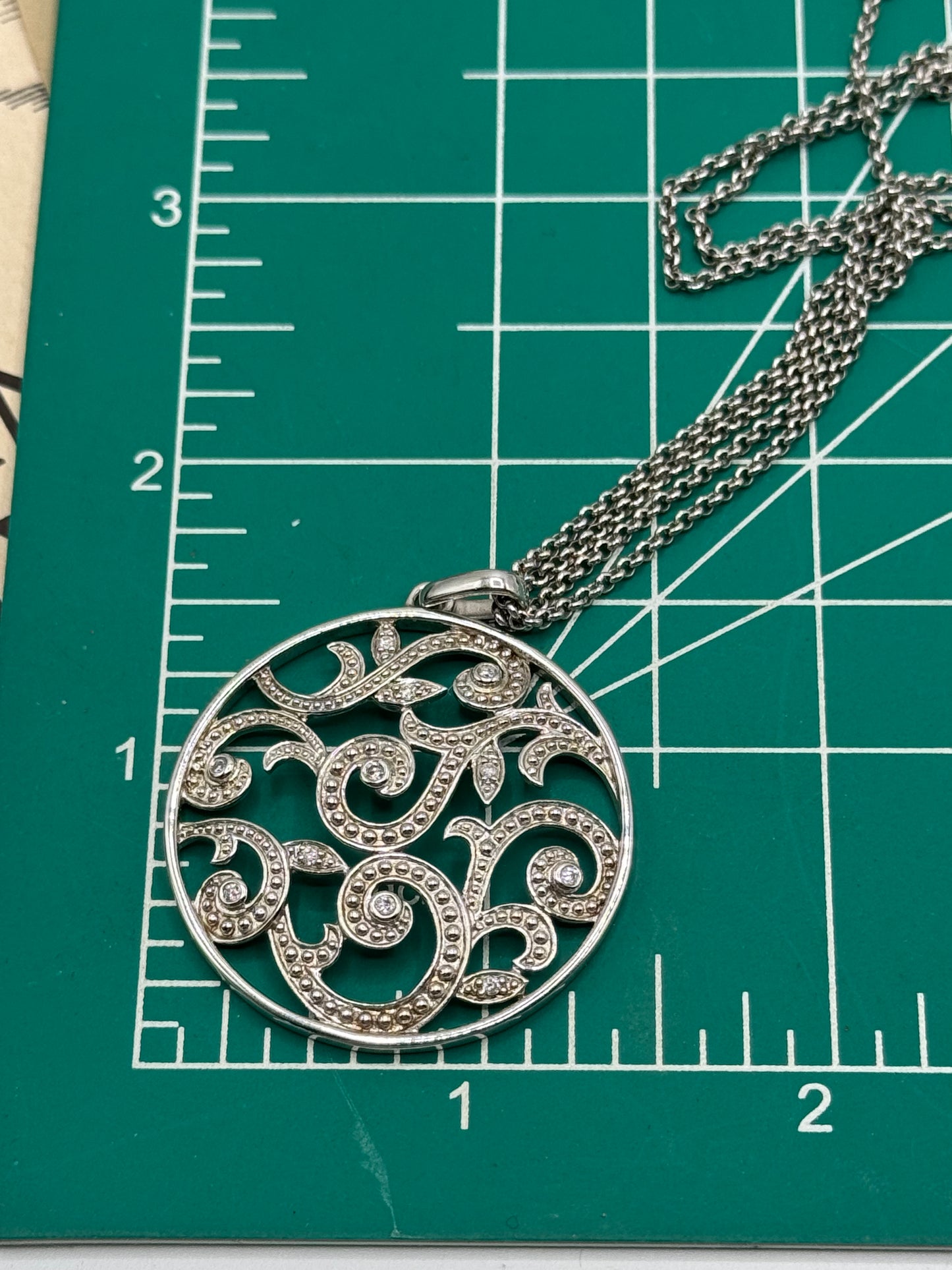Sterling Medaillion Pendant Necklace 17”+ Diamond Accents ESTATE FIND
