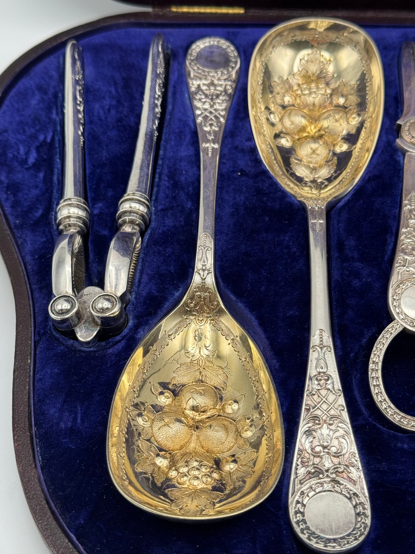Victorian Martin Hall & Co. Silver Plate 7 Piece Dessert Set in Leather Case 1868 “Kite Mark”