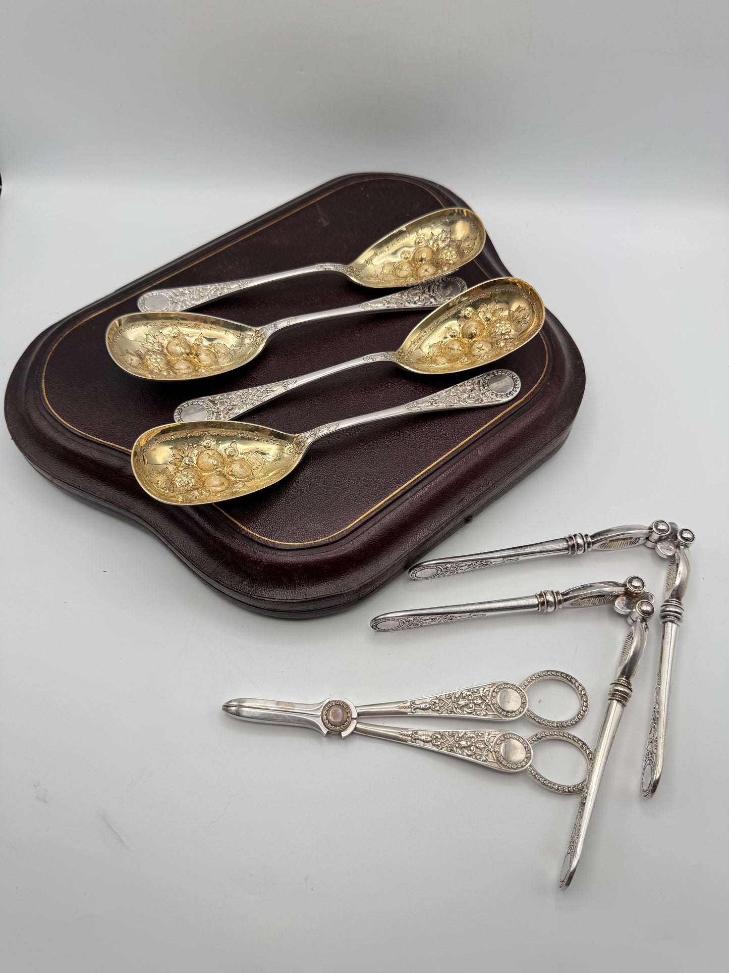 Victorian Martin Hall & Co. Silver Plate 7 Piece Dessert Set in Leather Case 1868 “Kite Mark”