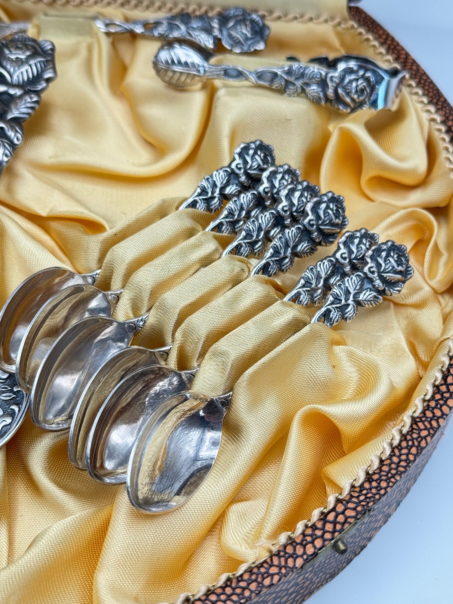 Vintage Hildesheimer Rose 16pc Dessert Set 100 Silver Original Box