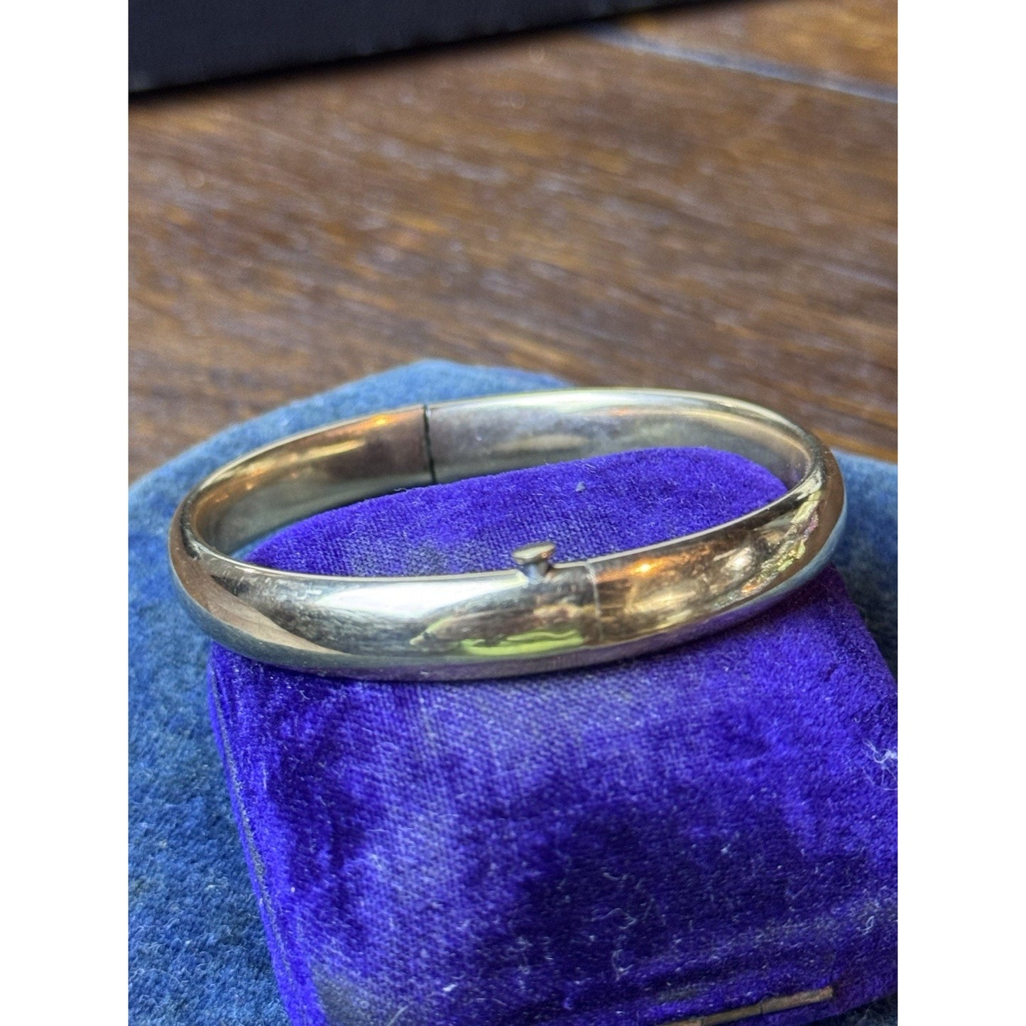 Vintage Krementz Gold Filled Hinged Bangle Bracelet Signed Fits 7” Classic