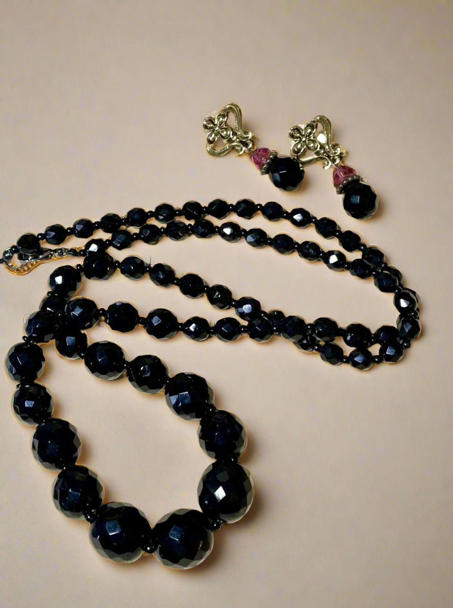 Vintage Black Jet Glass Necklace 29” With Drop Clip On Earrings