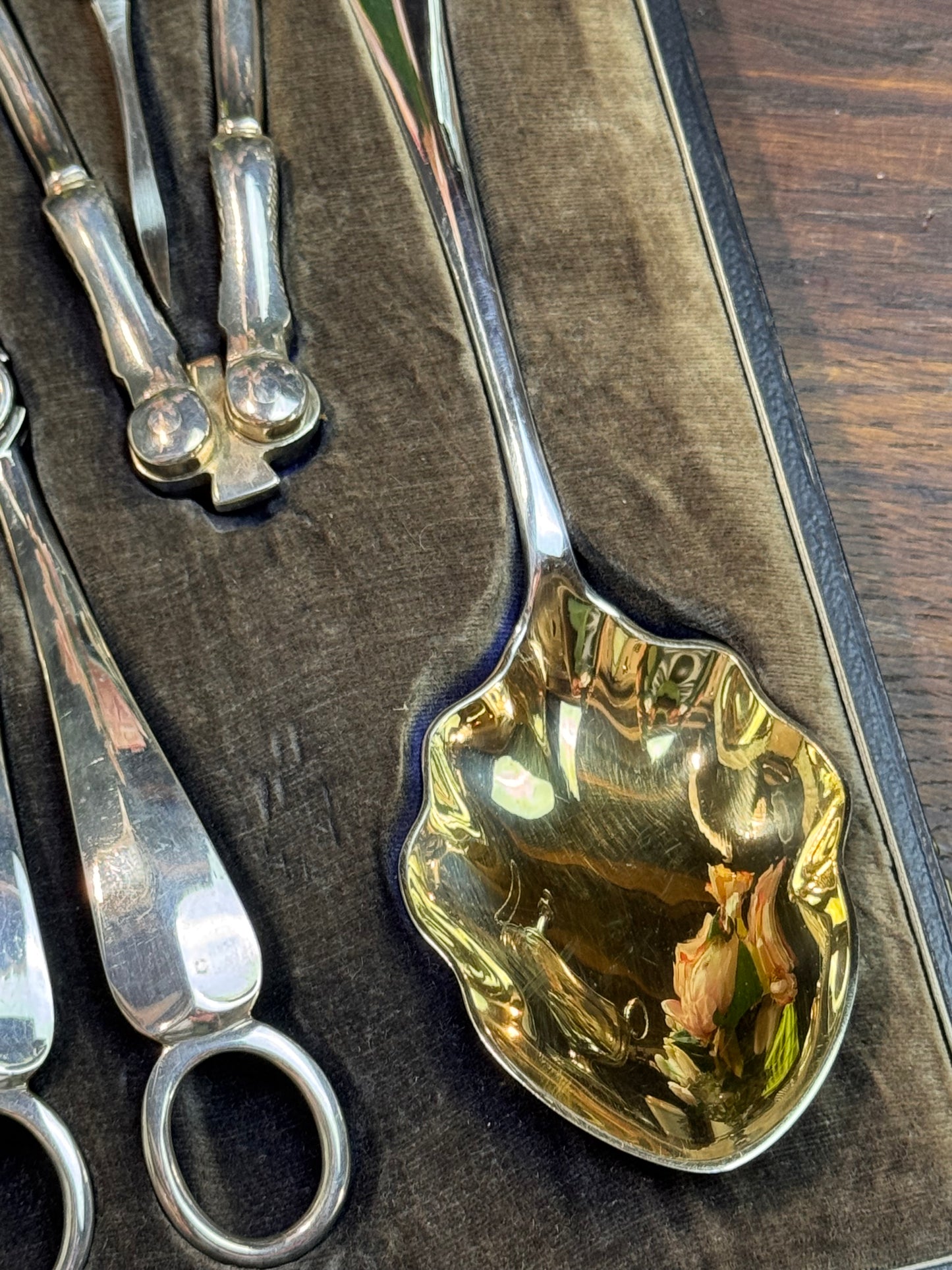 Vintage Dessert Set Walker Hall Sheffield Silver-plate Gold Wash Berry Spoons, Grape Shears, Nutcrackers & Picks MOP in Case