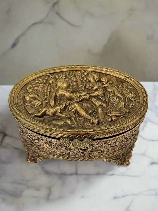 Vintage Jewelry Ormolu Casket Lovers Scene Substantial Piece Exquisite Design