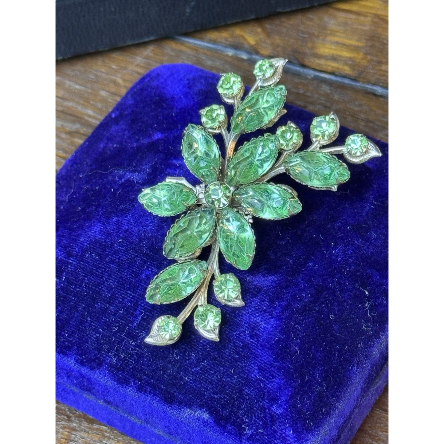 Green Brooch Lucite Rhinestone Goldtone Floral Spray Pin 2.75” VINTAGE