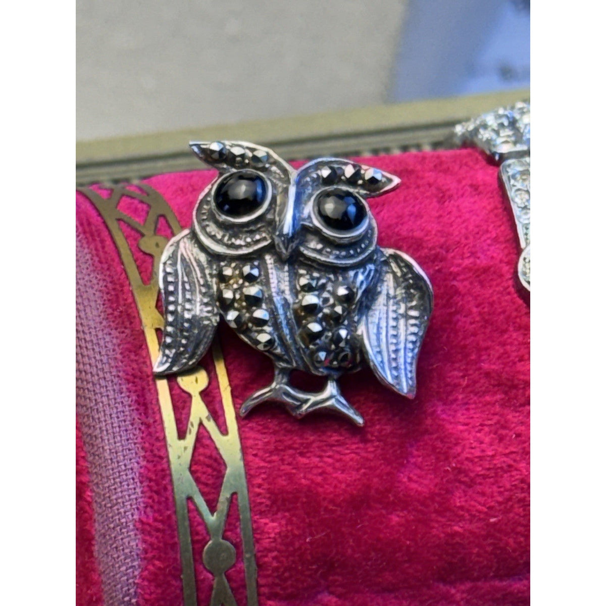 Owl Brooch Sterling Silver Marcasite Black Onyx Eyes Detailed Bird Pin 1”