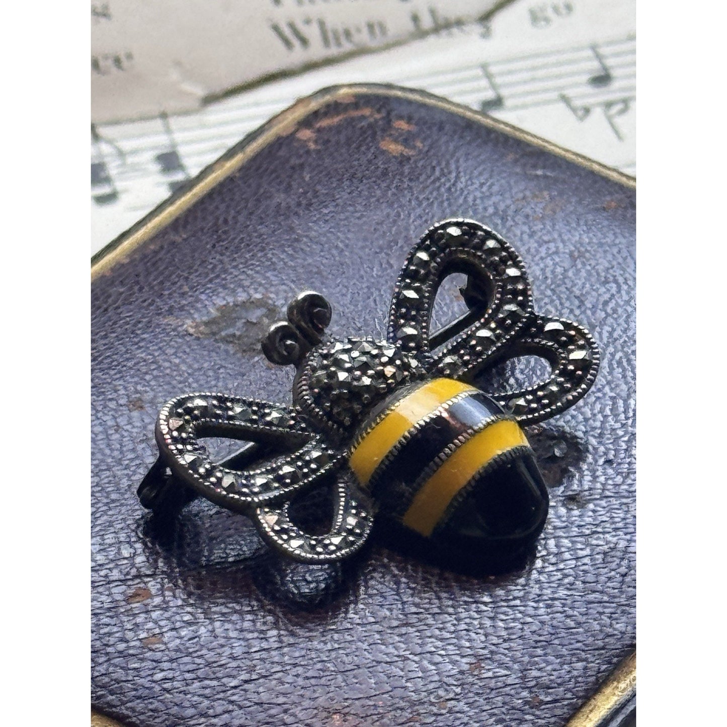 Bee Brooch Sterling Silver Marcasite Enamel 1.25” x 1” Thailand
