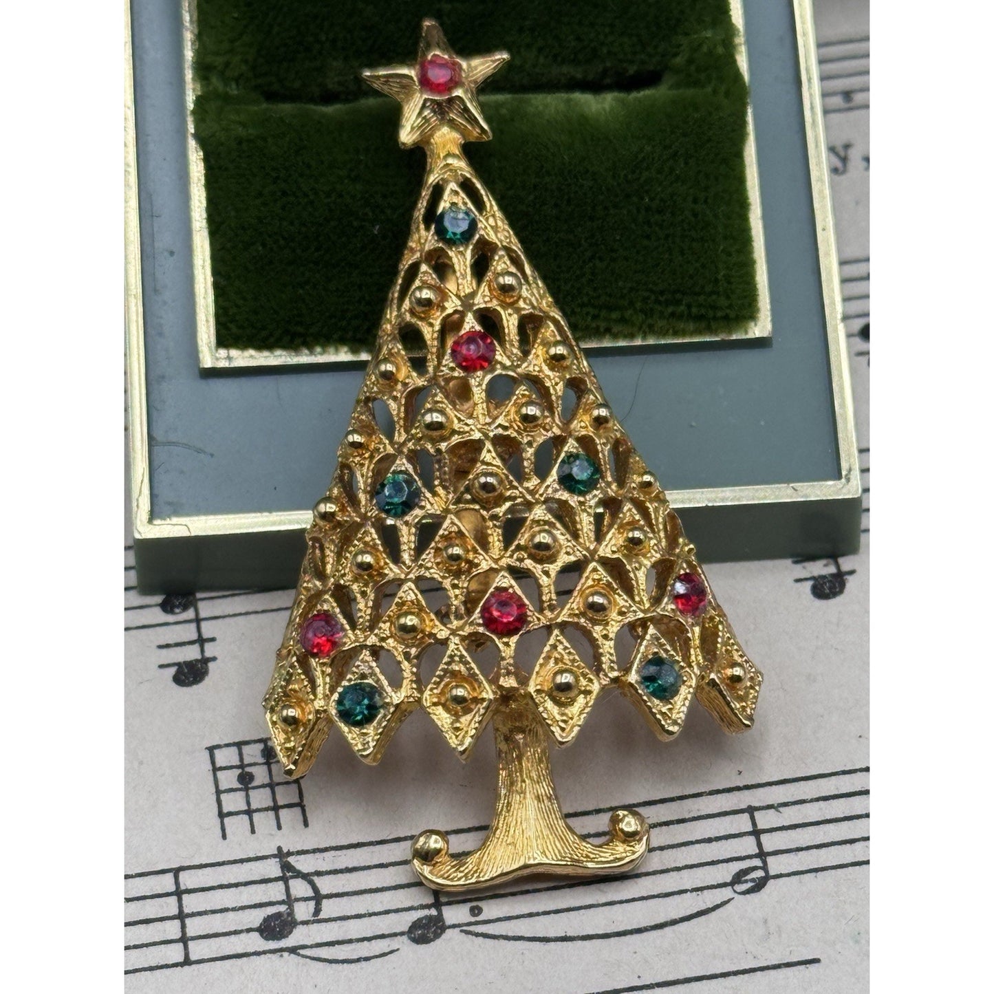 Christmas Tree Brooch Vintage Tancer II Goldtone Red Green Rhinestone Pin 2.25”