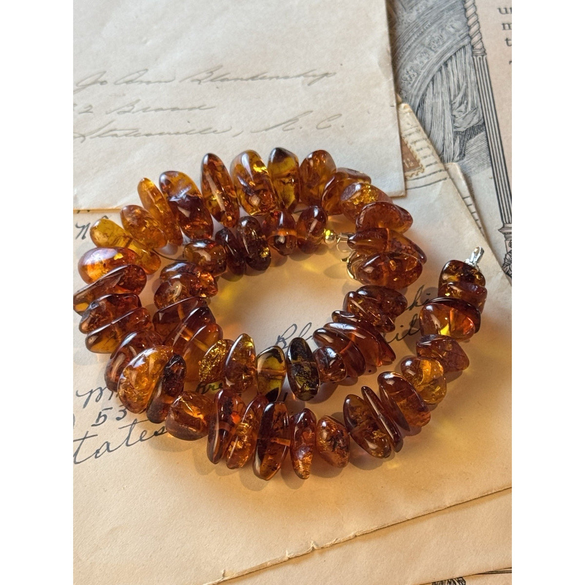Vintage AMBER Necklace Chunky Graduated Nugget Beads Silvertone Clasp 16”