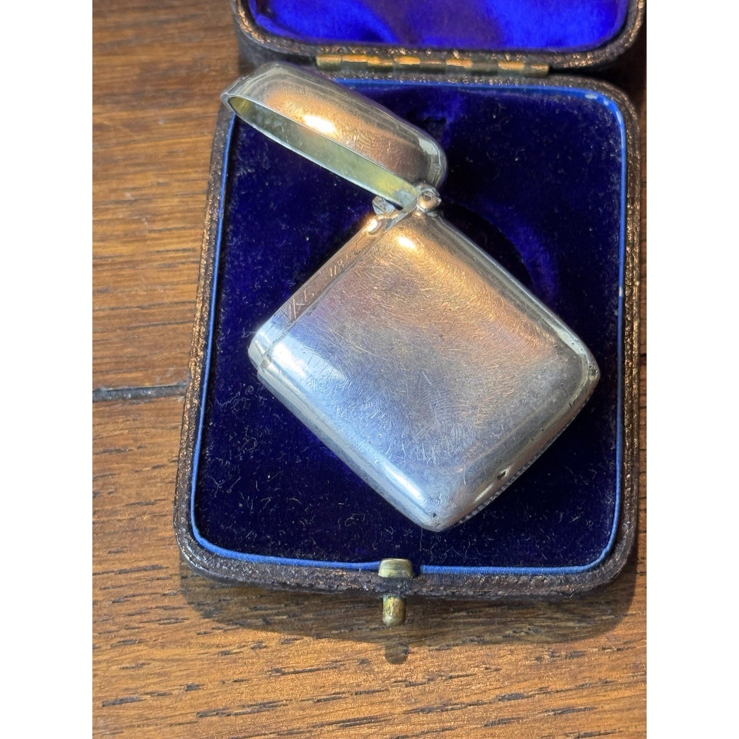 Antique Vesta Match Case Victorian Sterling Silver Birmingham 1.5” x 1.25” Mono