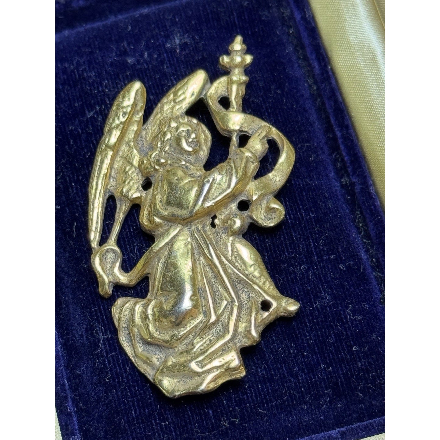 Vintage Alva Museum Replicas Angel Brooch Goldtone Figural Pin 2”