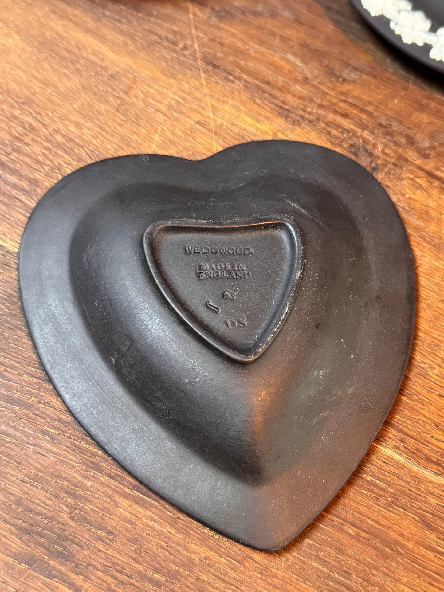 Vintage Wedgwood Black Heart Trinket Dish 1963 England 4.5”