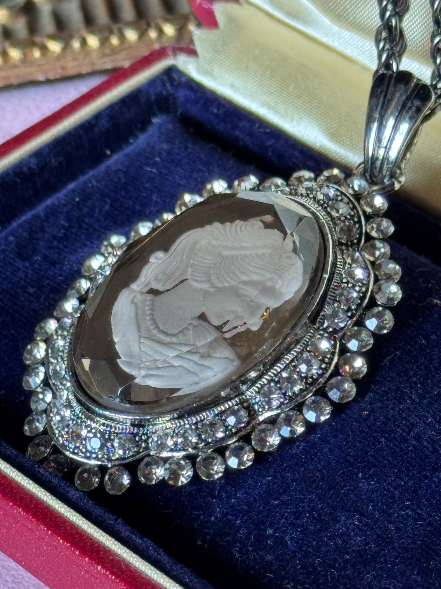 Gothic Victorian STYLE Cameo Pendant Necklace Black Glass Intaglio Style Rhinestone 26” Chain