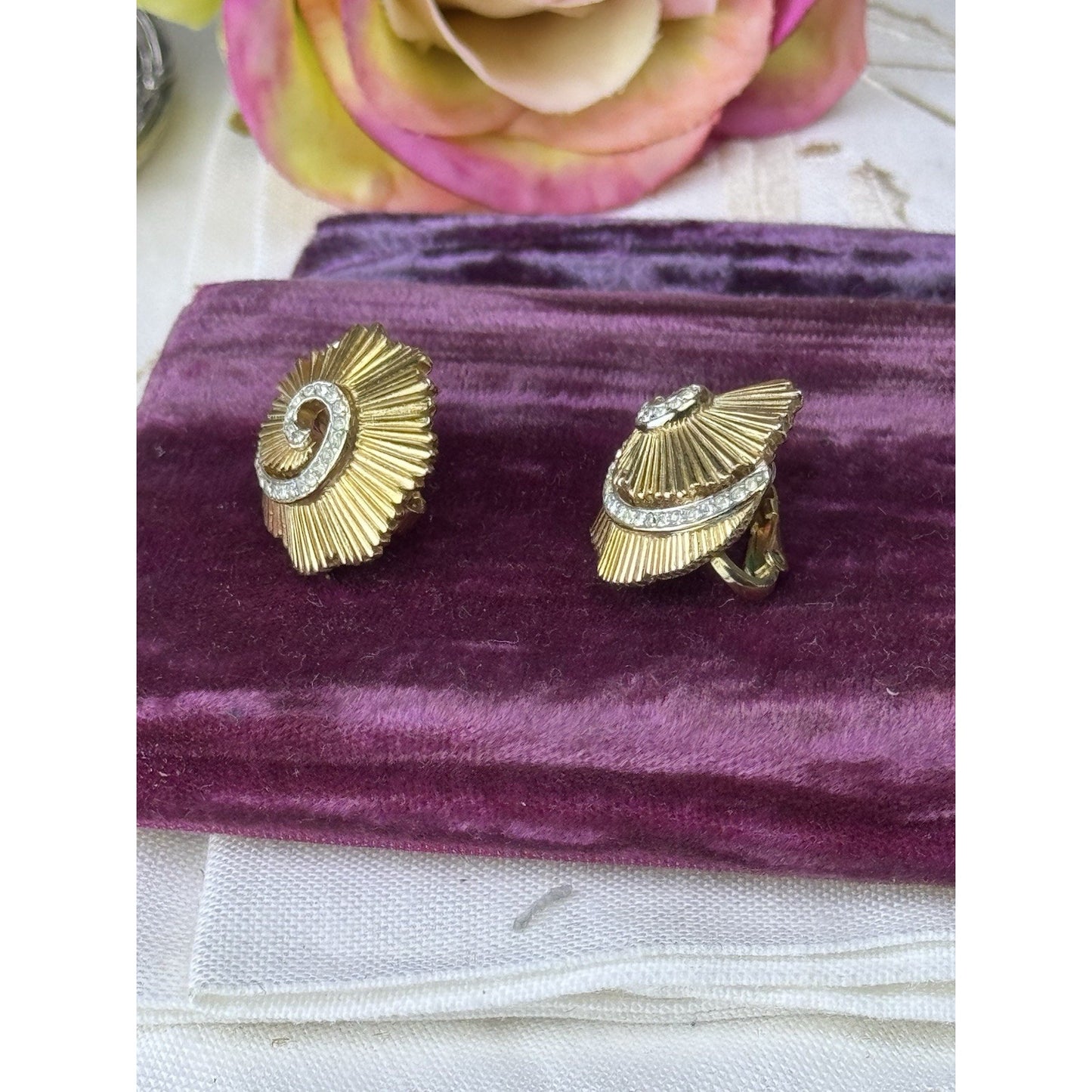 Vintage Trifari Clip Earrings Crown Trifari Goldtone Rhinestone Swirl .75”