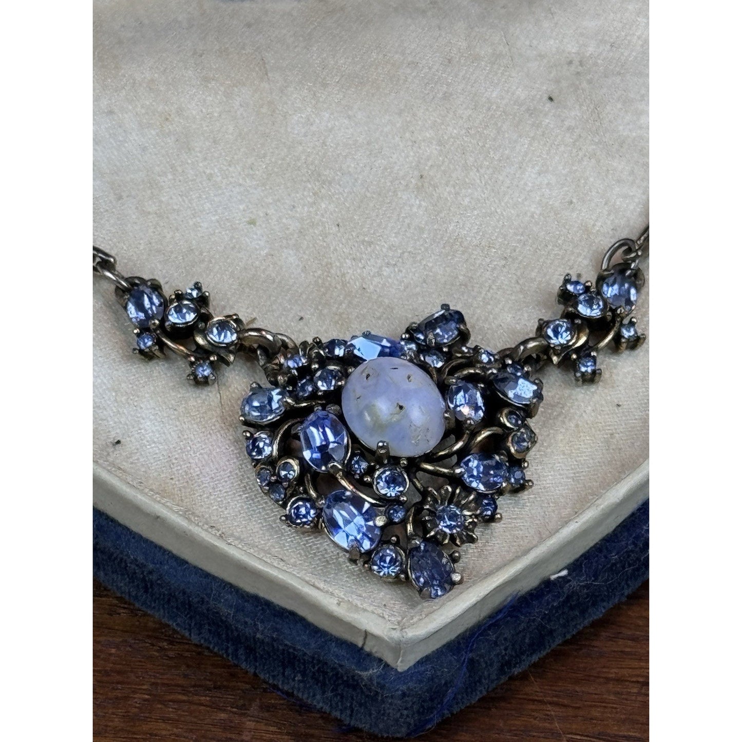 Vintage Hollycraft Necklace 1951 Blue Rhinestone Heart Easter Egg Silvertone 16”