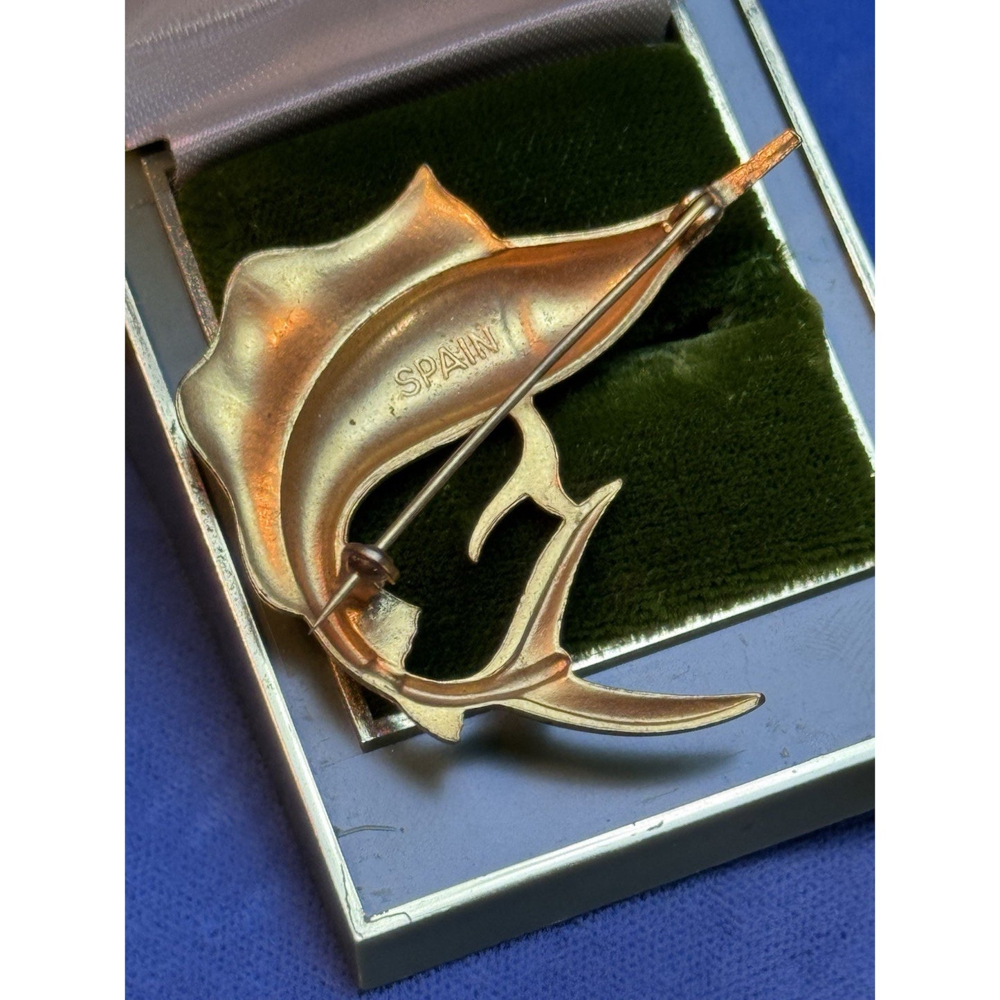 Goldtone Spain Damascene Brooch Pin Enamel Swordfish Marlin Vintage