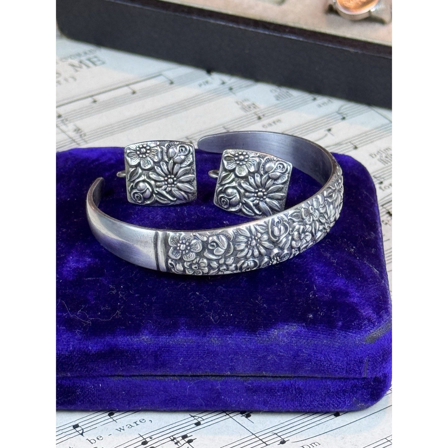 Vintage Sterling Silver Bracelet Earrings Set Contessina 1965 Floral Repoussé