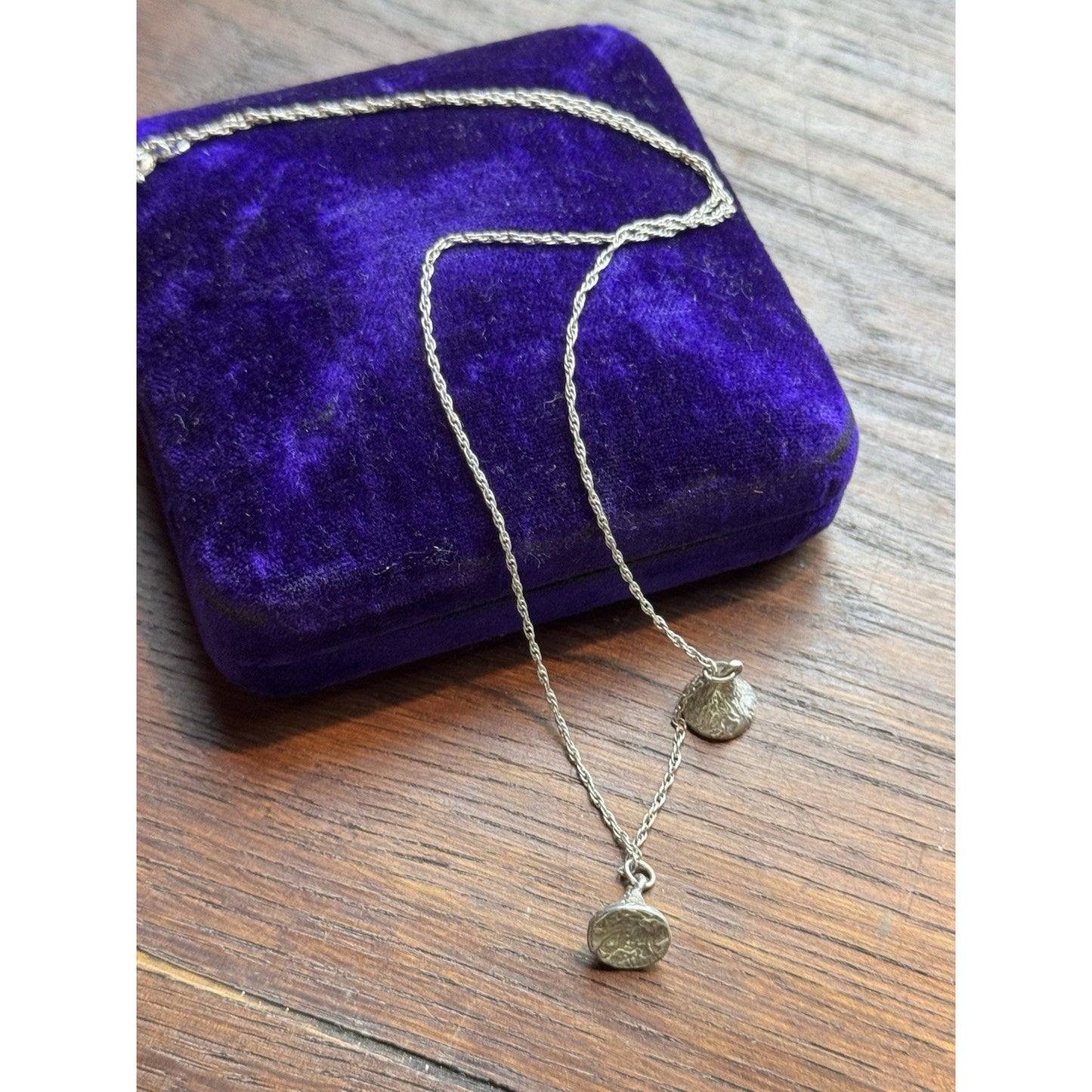 Sterling Silver Necklace Double “Kiss” Pendants 19” Whimsical Vintage
