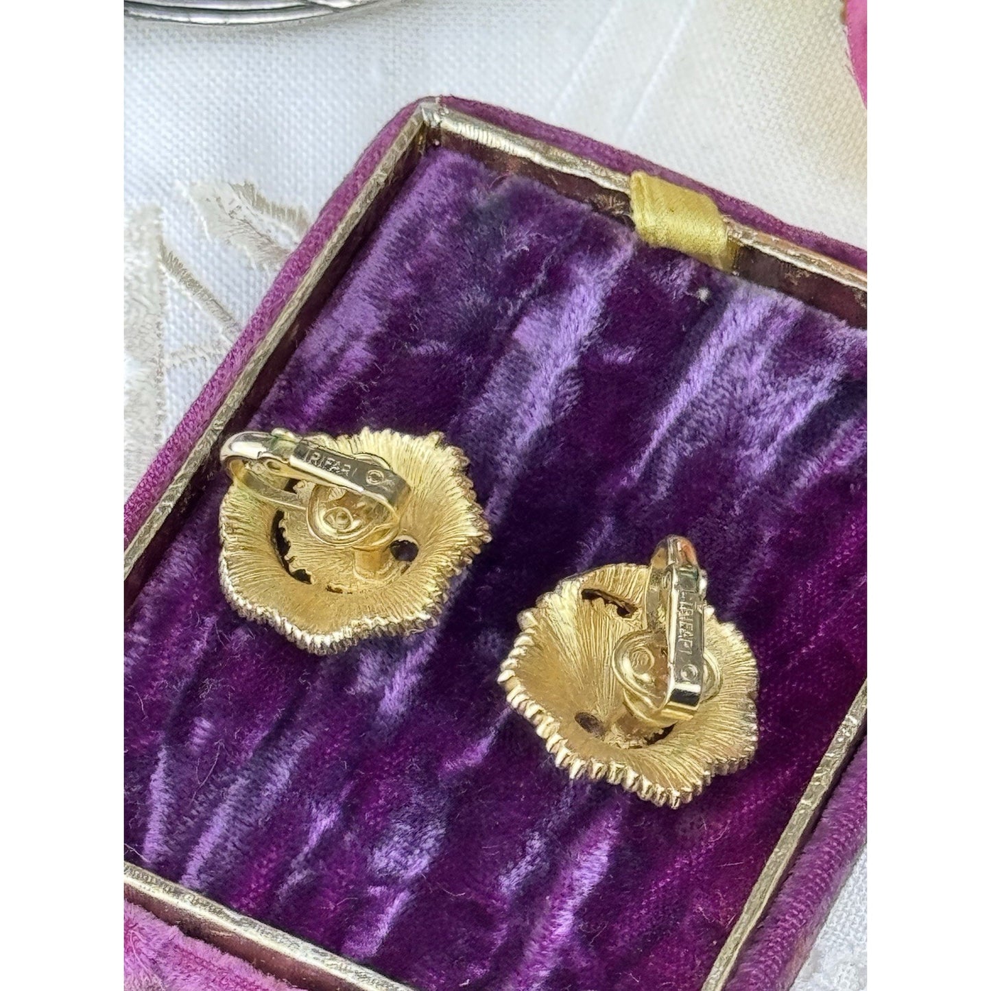 Vintage Trifari Clip Earrings Crown Trifari Goldtone Rhinestone Swirl .75”