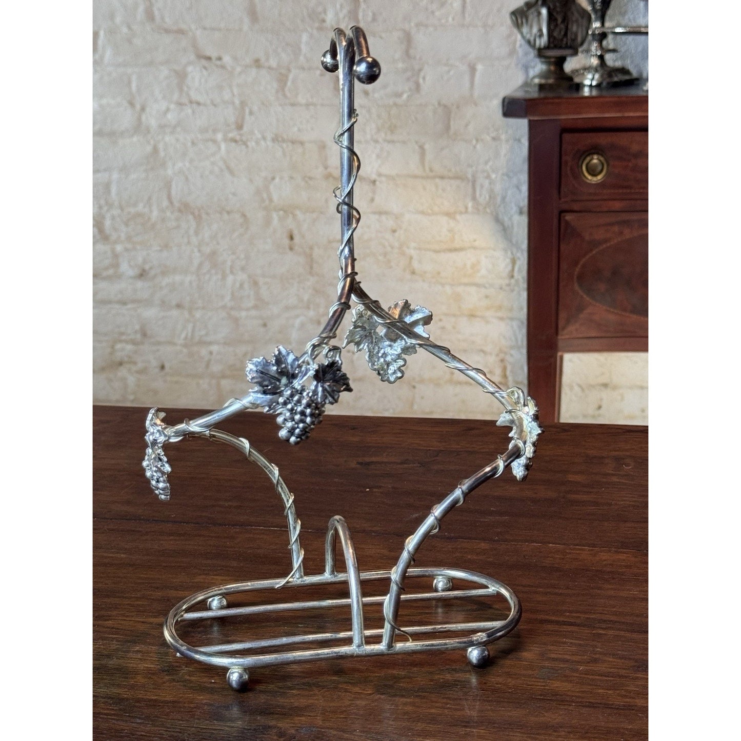 Silverplate Wine Bottle Caddy Grapes Vine 2 Bottle Holder 13.25”