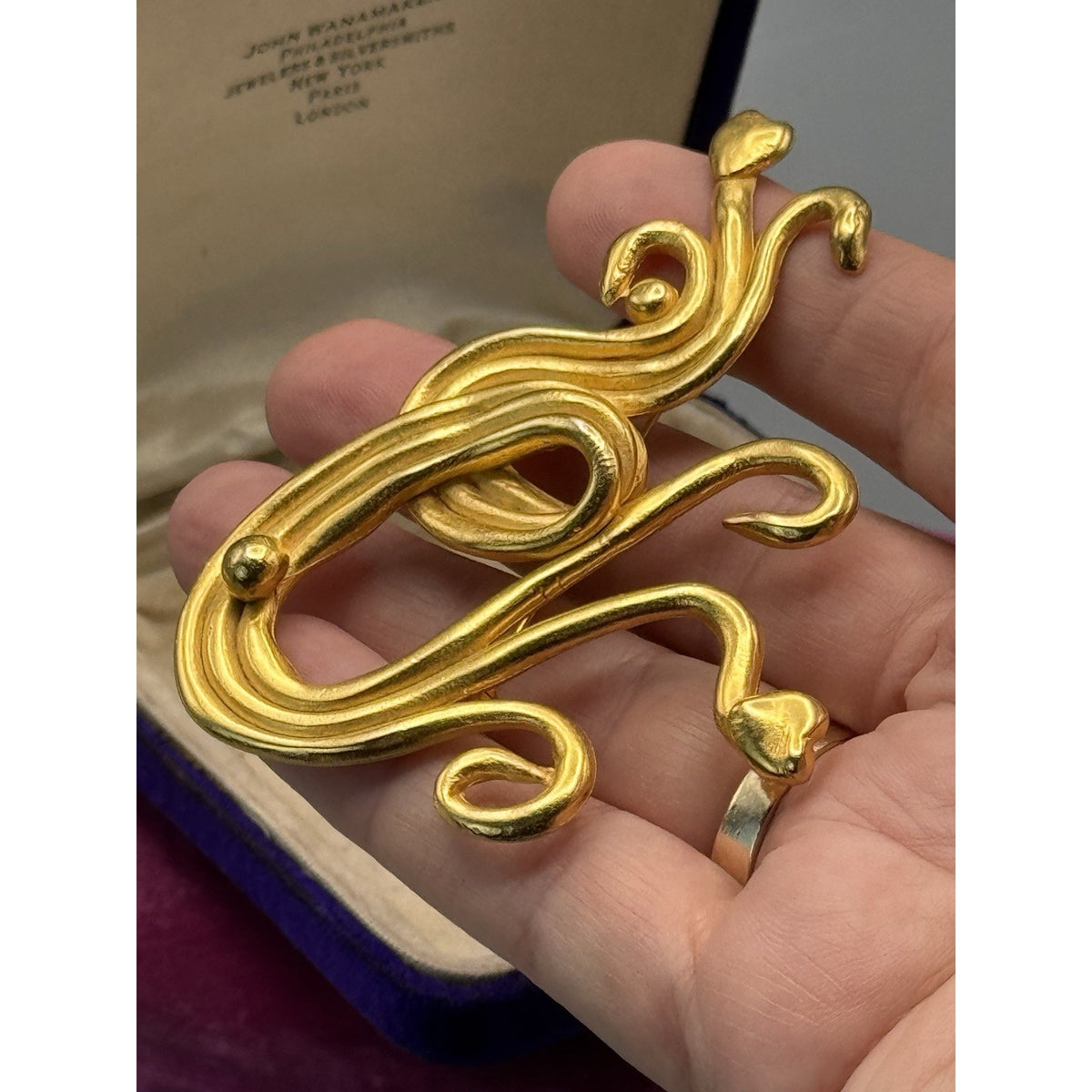 Vintage Brooch Il Était Une Fois Paris Goldtone Abstract Statement 3” x 3”