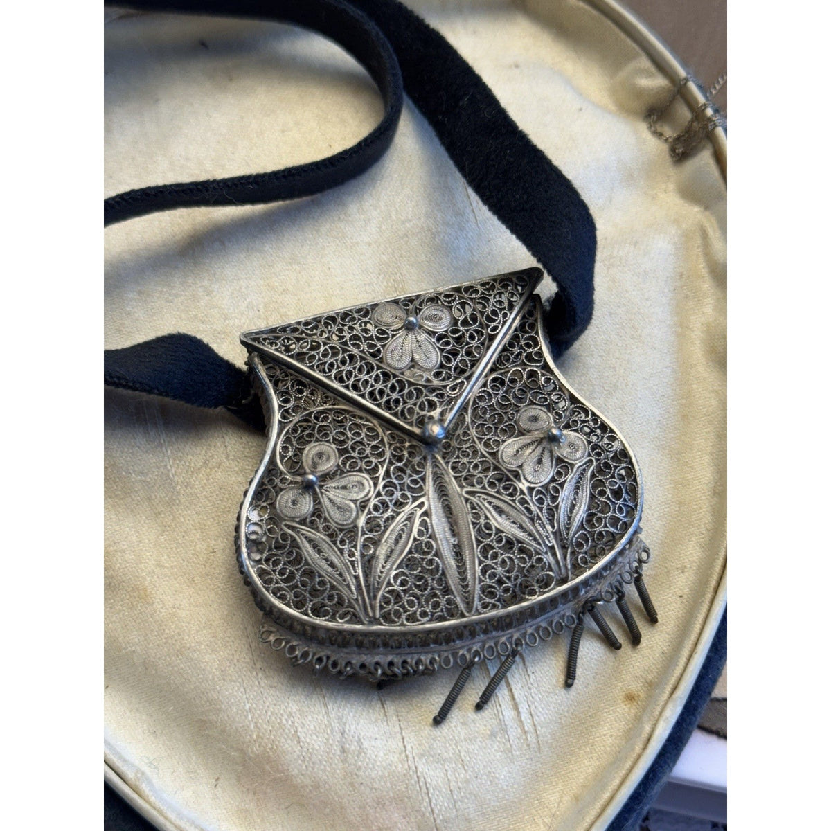 Silvertone Chatelaine Coin Purse Cannetille Filigree Floral Velvet Ribbon