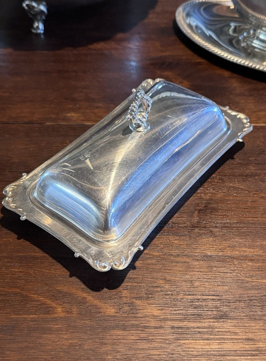 Silverplate Butter Dish Glass Insert Covered 7.5” Crescent International Silver