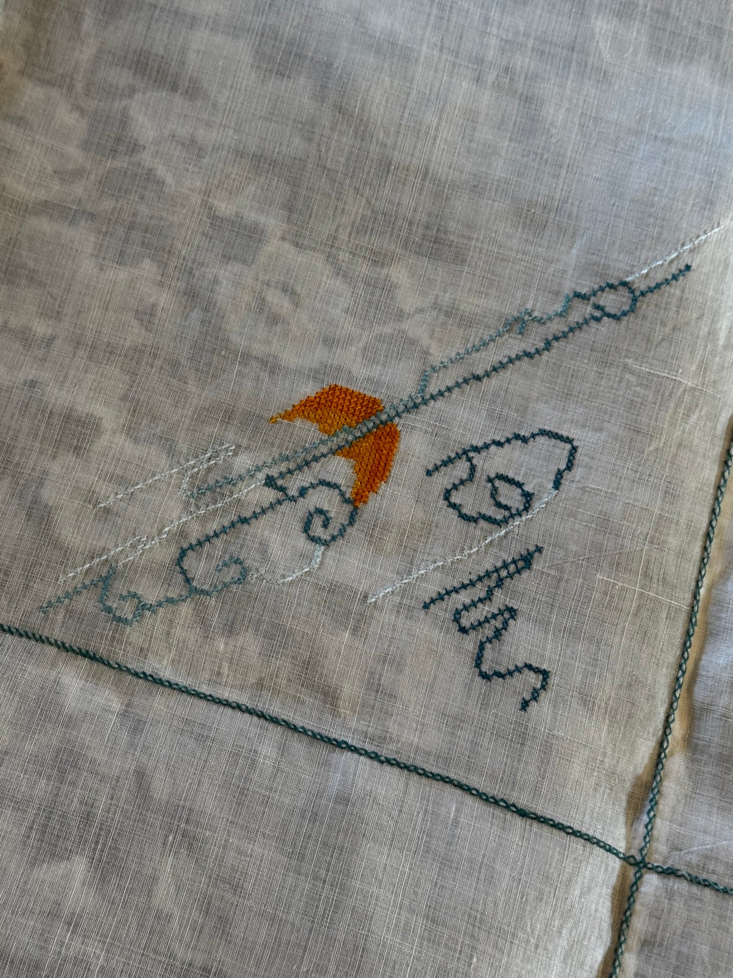 Vintage Chinoiserie Table Topper Cross Stitch Phoenix Motif 36” Linen Square
