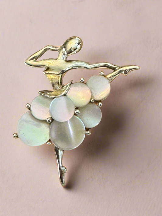 VTG GOLD TONE METAL BALLERINA PIN/BROOCH Mother Of Pearl 1950’s COSTUME JEWELRY