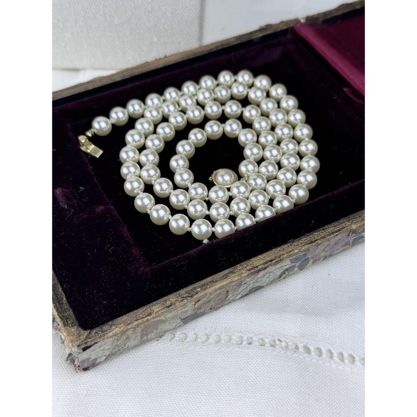 Vintage Faux Pearl Necklace 28.5” Knotted 7mm Pearls Goldtone Clasp Classic