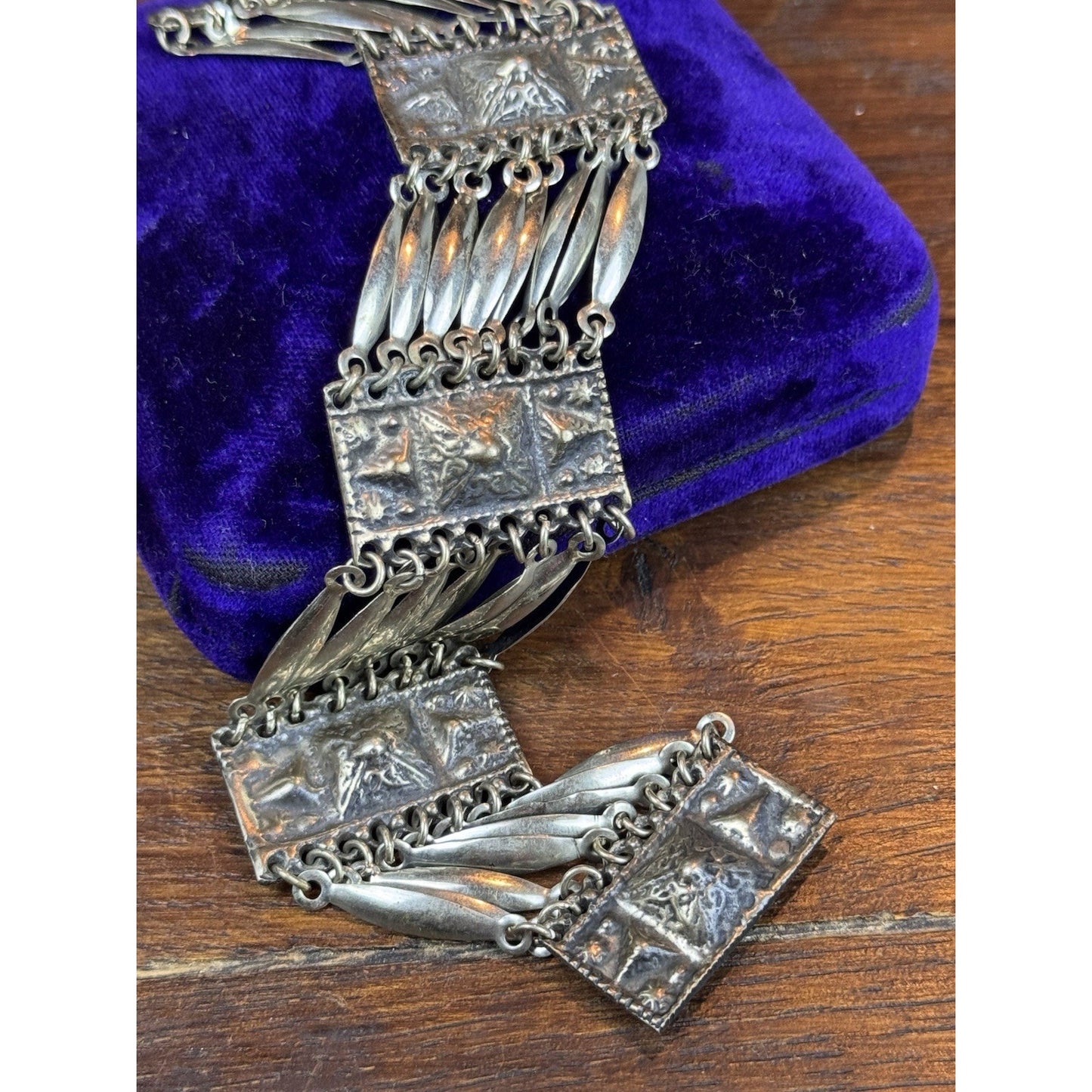 Vintage Mexico Bracelet 7” Silvertone Figural Panel Artisan Statement Jewelry