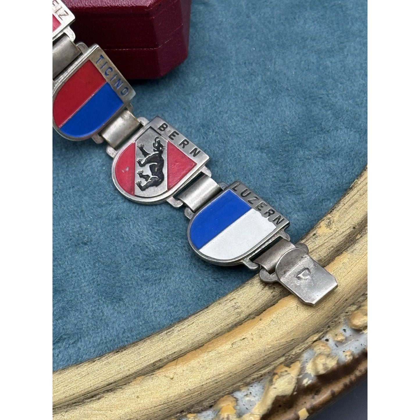 Vintage Swiss Souvenir Bracelet Enamel Cantons 6.75”