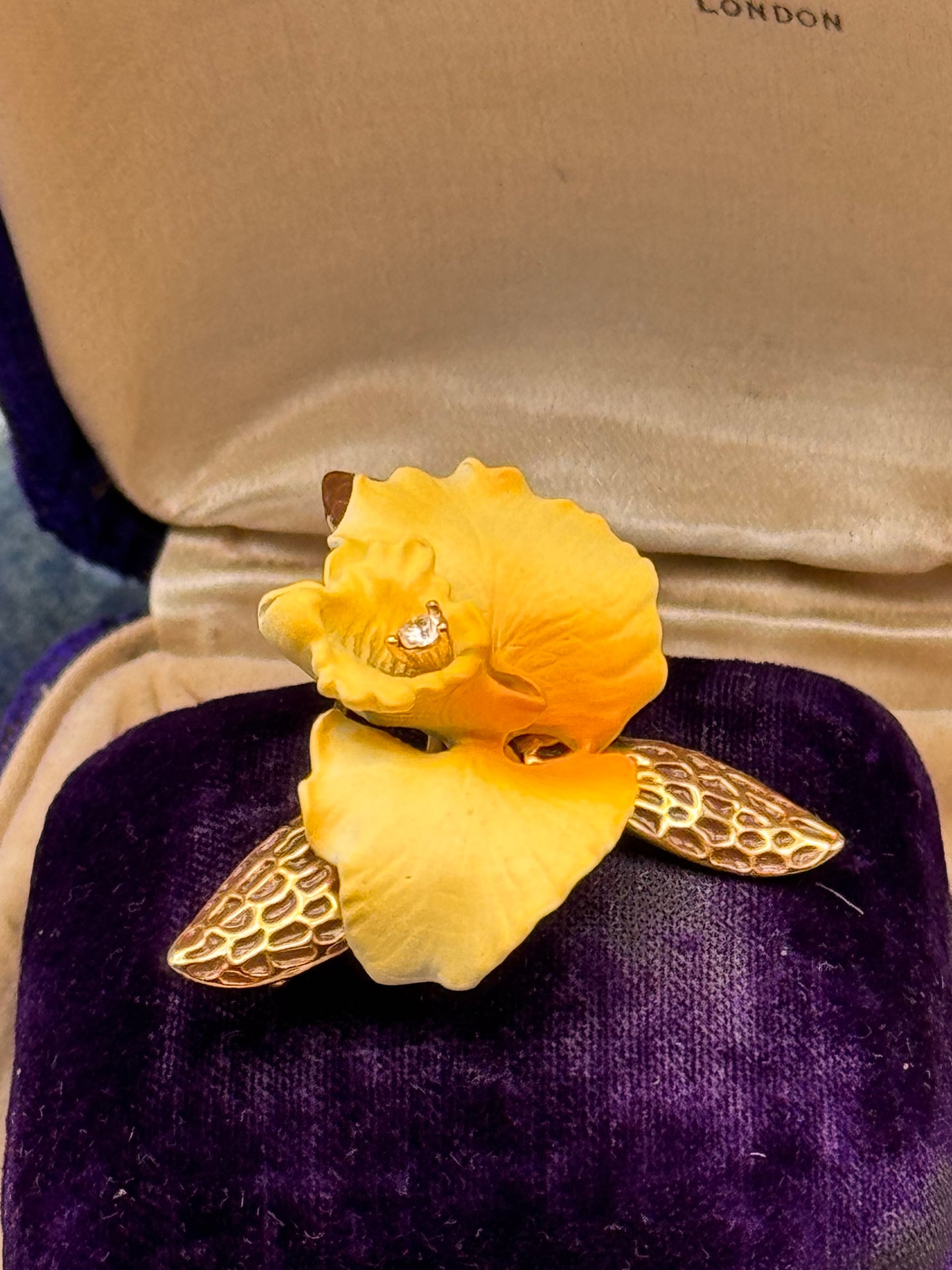 Vintage Joan Rivers Orchid Brooch Yellow Enamel Rhinestone Goldtone Signed 1.75”