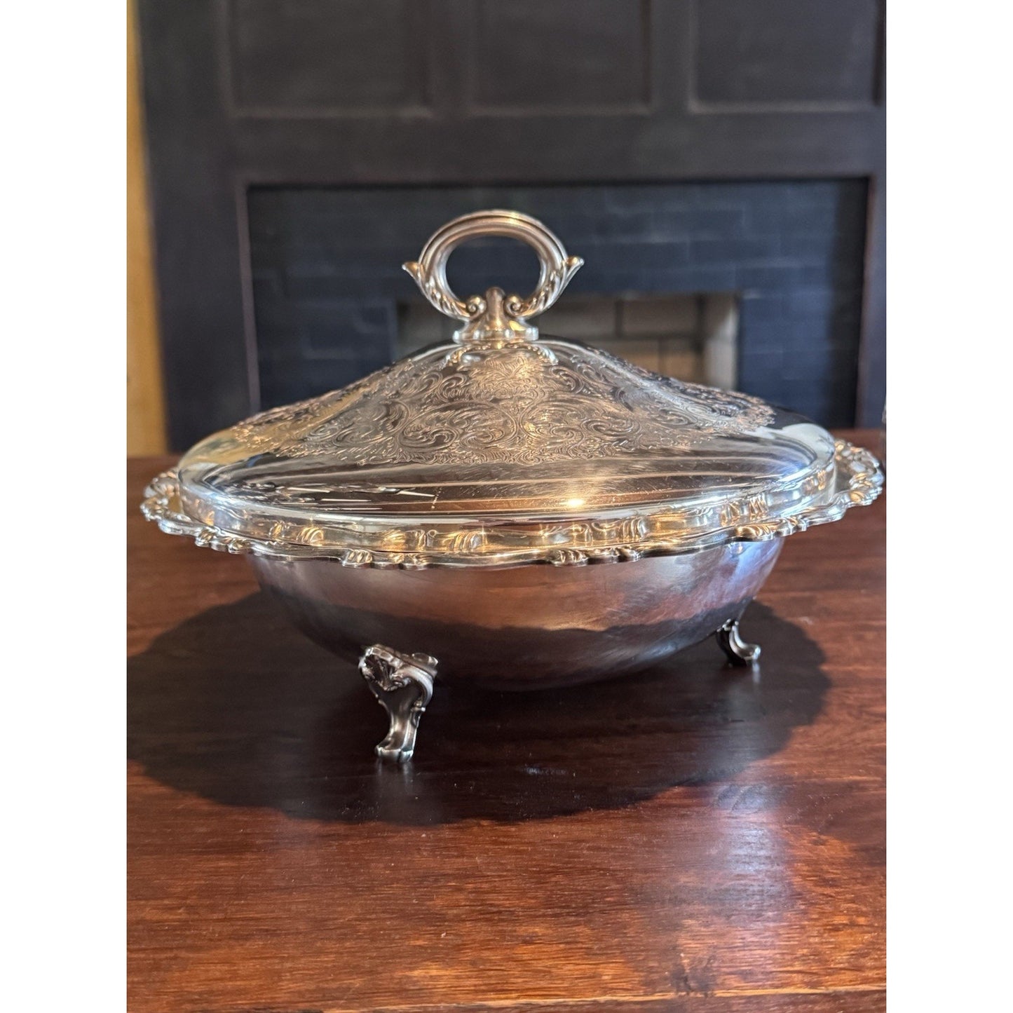 Silverplate Footed Bowl WM Rogers Covered Serving Dish Pyrex 1.5 Qt VINTAGE