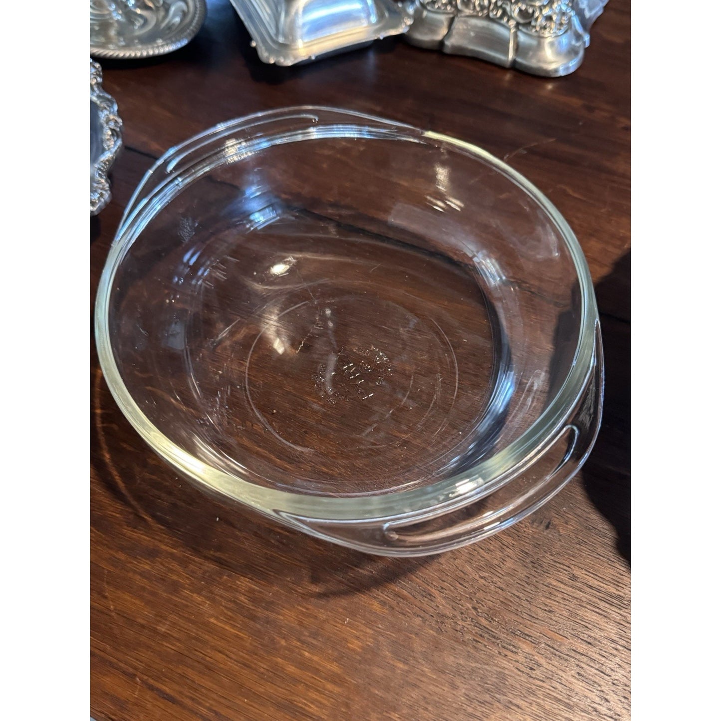 Silverplate Footed Bowl WM Rogers Covered Serving Dish Pyrex 1.5 Qt VINTAGE
