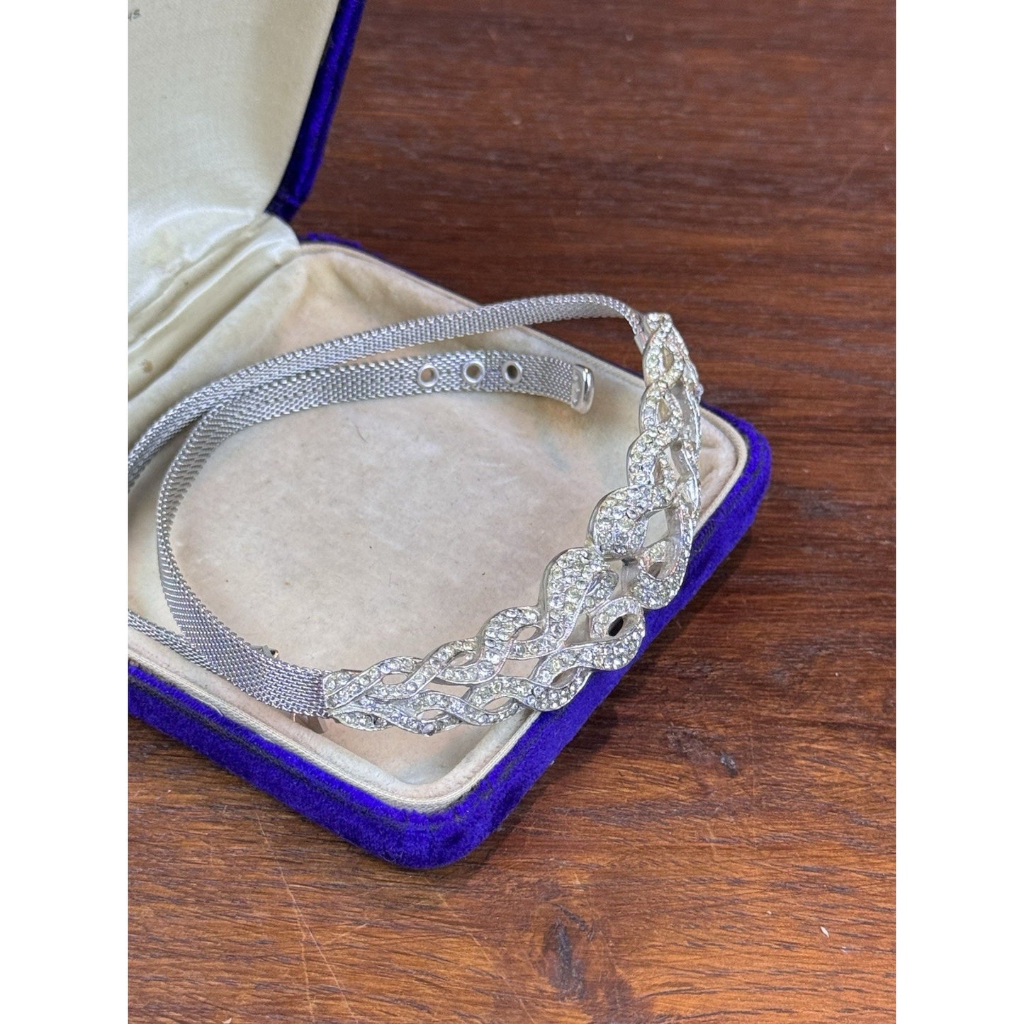 Vintage Rhinestone Collar Necklace Silvertone Mesh Art Deco Style Statement 14”