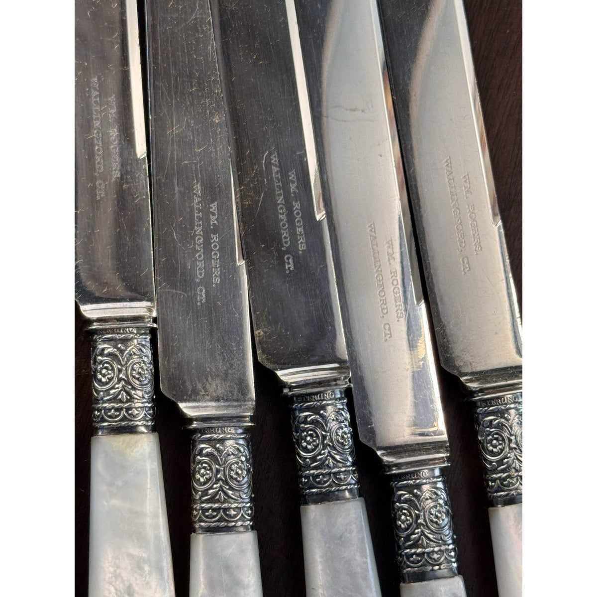 MOP Butter Knives Set 6 Mother Of Pearl Sterling Ferrules Rogers 6.5” ANTIQUE