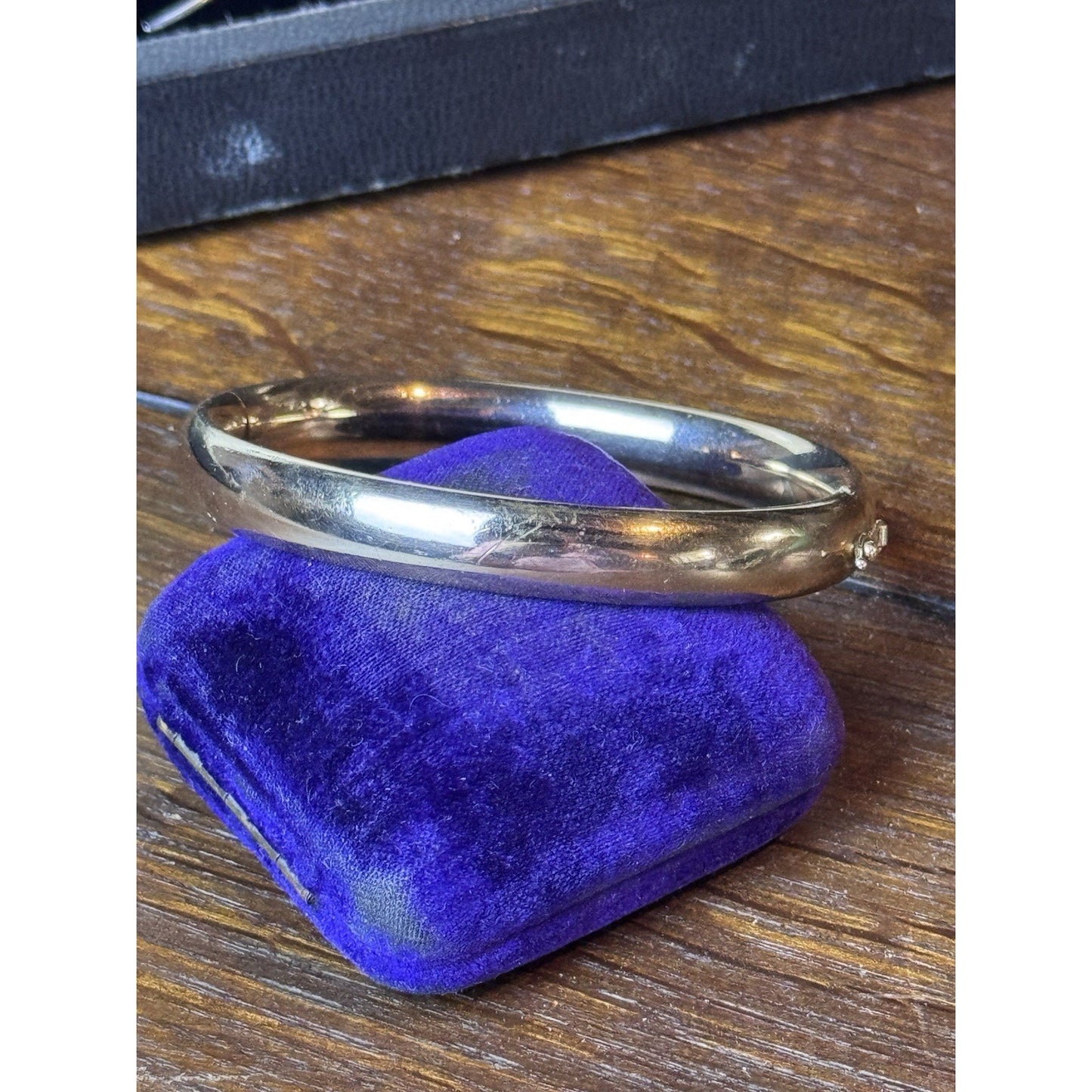 Antique EDWARDIAN Gold-Filled Bangle Bracelet Purple Stone Engraved Hinged 7.25”